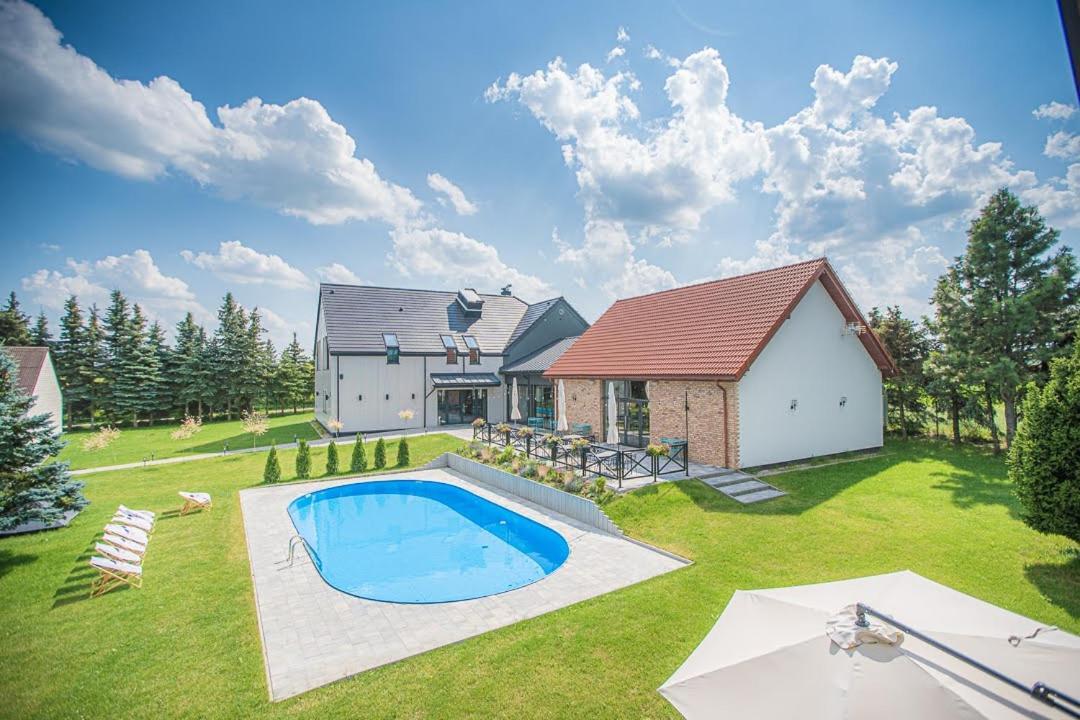 Отель Gosciniec Pajewo Экстерьер фото